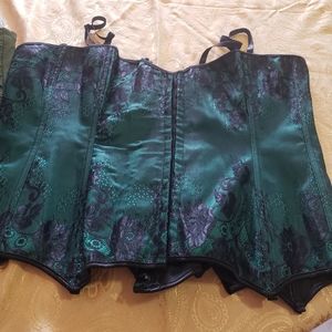 Black and green corset 3/4x